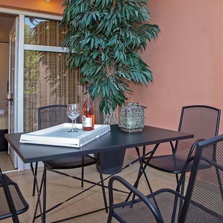 Villa Linda Толон Экстерьер фото